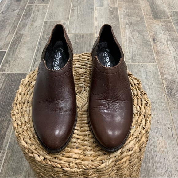 L’intervalle Made in Spain Genuine Leather Slip On Shooties Shoes - Picture 4 of 7